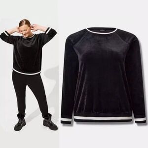 TORRID Velour Crew Neck Raglan Tipped Sweatshirt